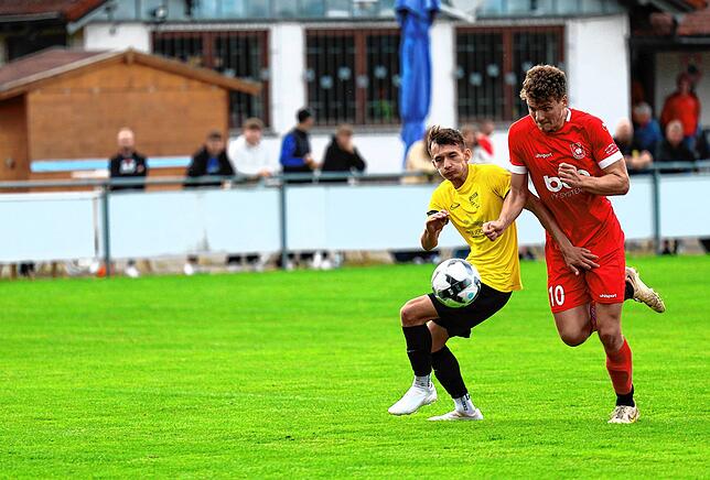Bild 24: Die besten Bilder der Landesliga-Partie zwischen dem SV Geisingen und dem FC Öhningen-Gaienhofen