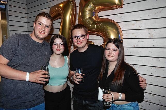 Bild 36: Konstanz: Party mit dem Fanfarenzug Blatz: 75 Jahre alt und kein bisschen leise – im Gegenteil!