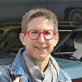 Ich bin mit und im Opel aufgewachsen und hab mich für die Geschichte der Marke und die Sammelleidenschaft von Herrn Mutter interessiert. ...