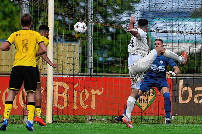 Bild 10: FV Herbolzheim bezwingt den FC Erzingen mit 3:0 &ndash; und wir haben Bilder!