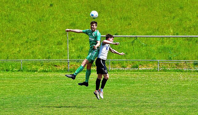 Bild 22: SV Buch besiegt SV Waldhaus im Derby mit 4:0 – und wir haben Fotos!
