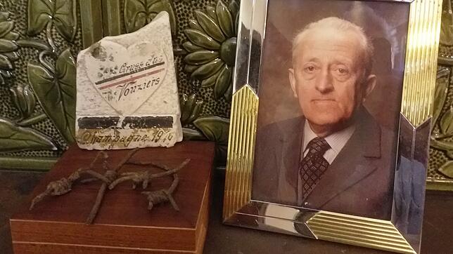 Porträt des 1982 verstorbenen Alfons Keser: Im Jahr 1933 fuhr er auf dem Rad zum Hartmannsweilerkopf im Elsass und brachte von dort ein ...