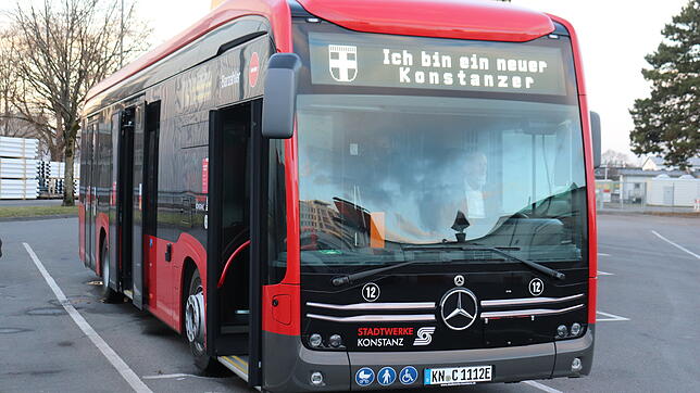 Durch die sechs neuen E-Busse der Stadtwerke Konstanz können jährlich rund 300 Tonnen CO2 gespart werden.