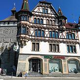 Die Hirsch-Apotheke in der Bodanstraße in Konstanz. Hier ereignete sich der Vorfall.