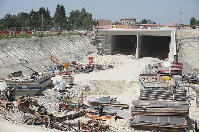 Ein Teil des Waggershauser Tunnels steht schon. Die weiteren Arbeiten bezeichnet die Deges als „komplex“ – ...