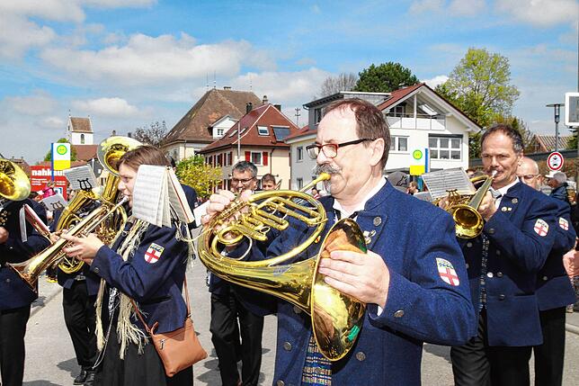 Bild 18: Bilder vom Jubiläumsumzug des Musikvereins Liggersdorf im Rahmen des Bezirksmusikfestes