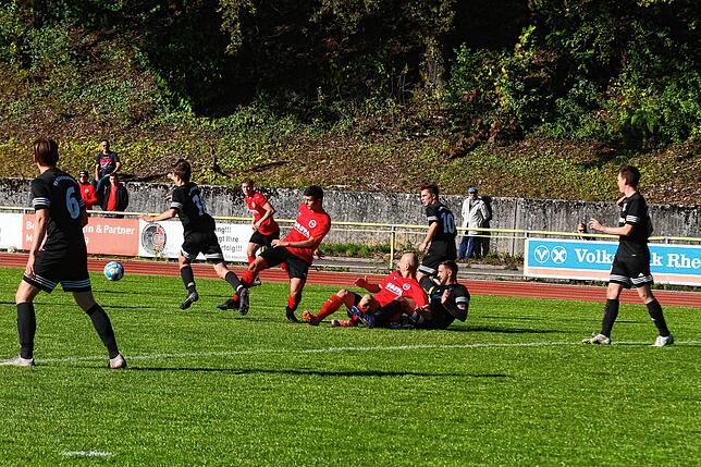 Bild 30: FC 08 Bad Säckingen gewinnt Stadtderby gegen den SV Obersäckingen mit 2:0 &ndash; und wir haben Bilder!