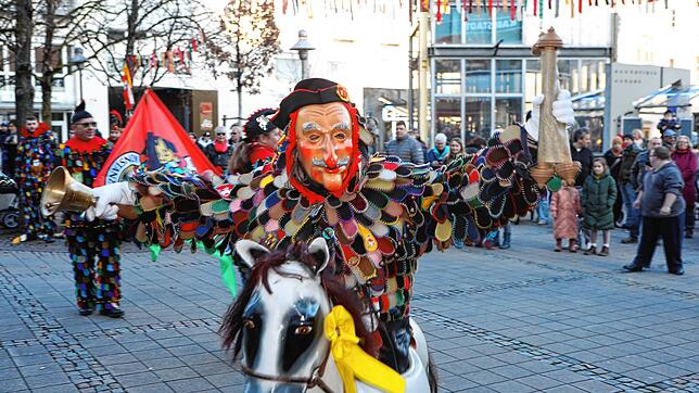 Bild 16: Konstanzer Fasnacht: Fotos von der Brunnenputzete der Blätzlebuebe
