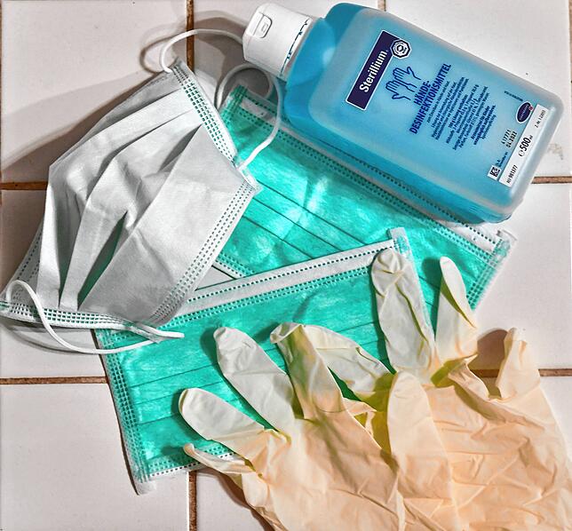 Produkte wie Mundschutz-Masken oder Desinfektionsmittel sind derzeit aufgrund der schnellen Verbreitung des Coronavirus Mangelware.