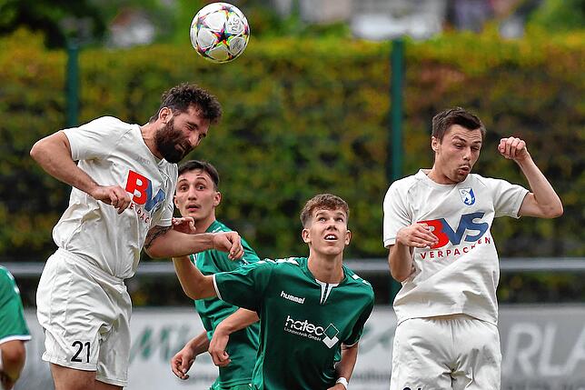 Bild 33: Spvgg. Untermünstertal siegt gegen FC Erzingen mit 2:1 &ndash; und wir haben Bilder!
