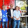 Sie feiern 15 Jahre Babyklappe (von links): Timo Petersen (DRK), Rüdiger Trechow (Kinderklinik), OB Bernd Häusler, Friederike Eilbracht ...