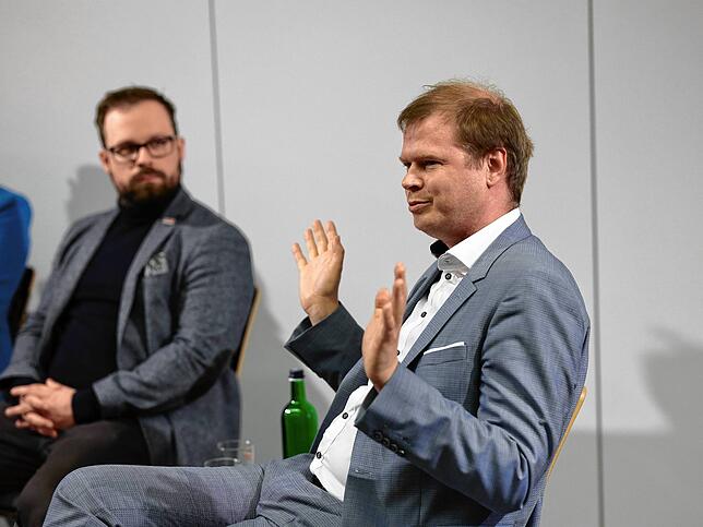 Michael Salomo (rechts) ist seit 2021 OB in Heidenheim sowie Bundesvorsitzender und Sprecher des „Netzwerks junger ...