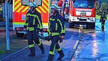 Die Feuerwehr rückt zu einem Gasalarm in der Talstraße aus.