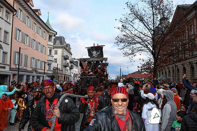 Bild 29: Großer Narrenumzug 2024 in Konstanz &ndash; die besten Bilder gibt&lsquo;s hier &ndash; Teil 5