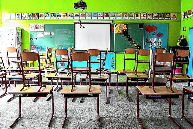 Geschlossene Schulen und Kindergärten stellen berufstätige Eltern teils vor massiven Problemen.
