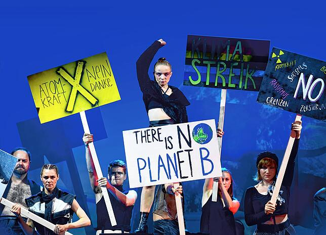 Umweltaktivisten stürmen die Bühne im Theater am Ring. Sie wollen den Planeten retten und fordern eine gerechte Gesellschaftsordnung. ...