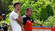 Am Sonntag werden Sascha Rilli (links) und Markus Mecking zum letzten Mal die Kommandos beim SV Deggenhausertal geben.