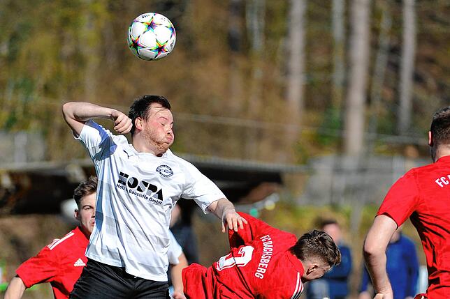 Bild 30: Der FC 08 Bad Säckingen siegt gegen FC Dachsberg mit 3:0 &ndash; und wir haben die Bilder!