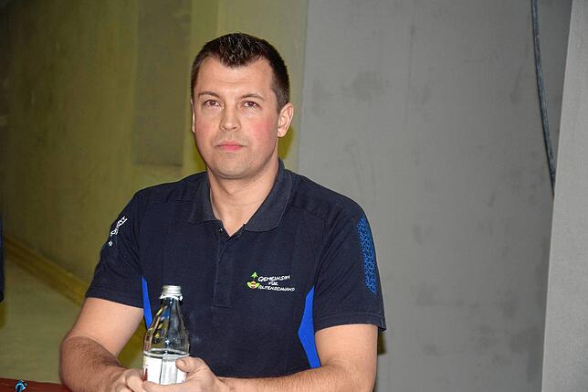 Für den Vereinsvorsitzenden Christian Kammerer ist die Sanierung des Alten Schulhauses in Altenschwand kein Sprint, sondern ein Marathon.