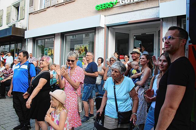 Bild 3: Bilder von der Premiere von „Stockach is(s)t bunt“ (1)
