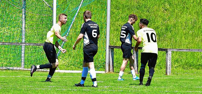 Bild 1: SV Eschbach siegt 3:0 bei Spitzenreiter SG FC Wehr/Brennet II – und wir haben Fotos!