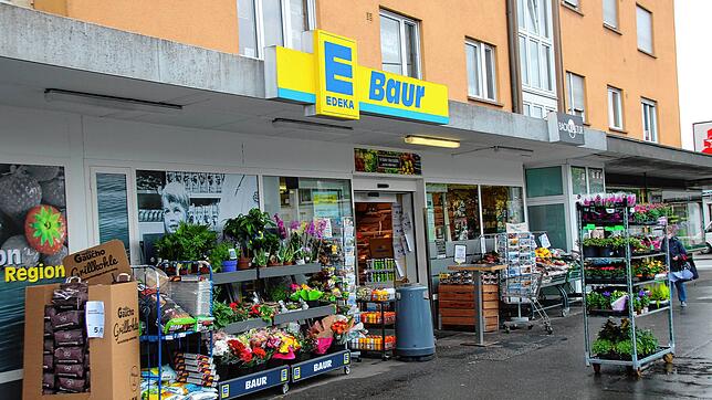 Der überfallene Edeka Baur in Konstanz.