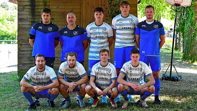 Neue Gesichter: Der neue Co-Trainer Maurice Stächelin (links), Trainer Patrick Bösch (Zweiter von links) und Sport-Vorstand Stefan ...