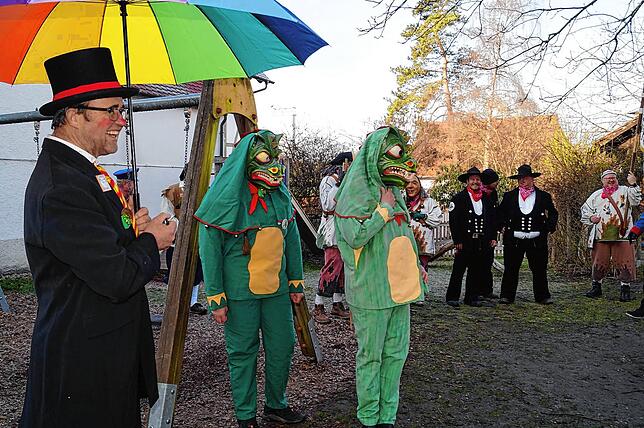 Bild 20: Bilder vom Frickinger Narrenbaumstellen