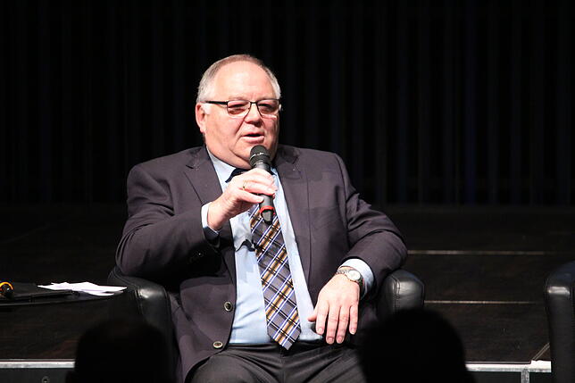 Hubert Romer – 36 Jahre Leiter des Amtes Bildung und Soziales.