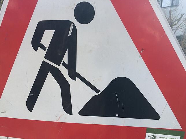 An zwei Tagen werden im Landkreis die Brücken kontrolliert (Symbolbild).