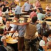 Nicht nur in München, sondern auch in Konstanz haben Maß, Hendl, Haxn, Brezn und Weißwurst längst Einzug gehalten. Das Oktoberfest auf ...