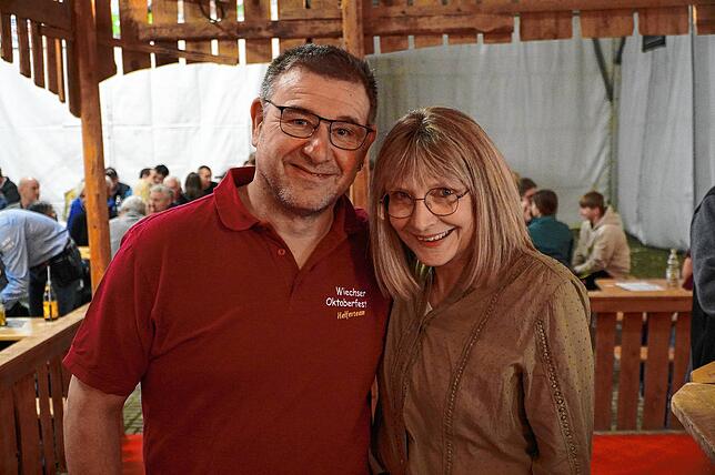 Bild 13: Wiechser Oktoberfest startet – exklusive Bilder!