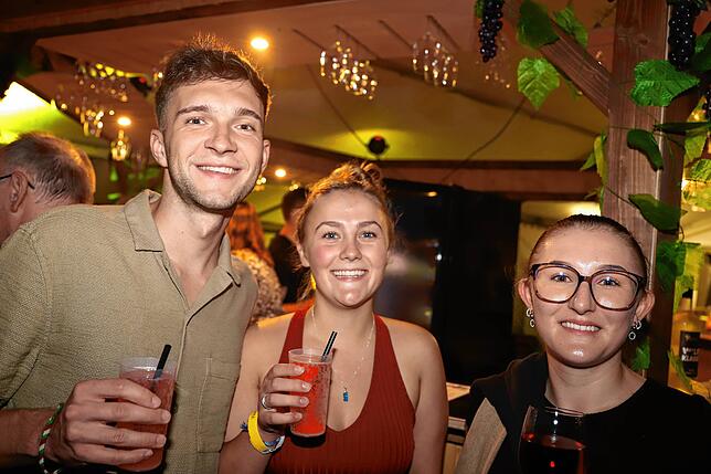 Bild 19: Die schönsten Bilder des Aach-Linzer Weinfest