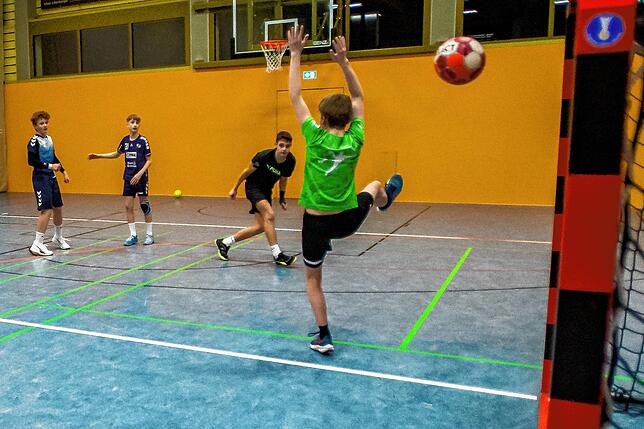 Bild 10: Handball-Nachwuchstraining der DJK Bad Säckingen und des HC Lauchringen &ndash; wir haben Bilder!