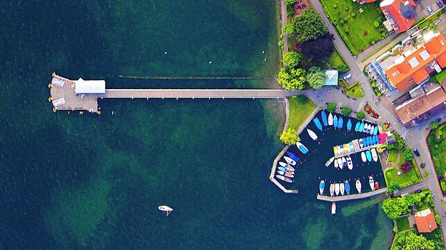 Der Westhafen von Hagnau, hier auf unserem Archivbild, soll umgestaltet werden. Die Pläne sind jetzt gestoppt worden, weil ein Bürger ...