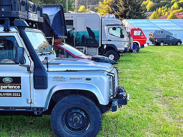 Wilde und skurrile Offroad- und Allrad-Fahrzeuge, die schon so manche Wüste oder Tundra gesehen und befahren haben mögen, konnte man auf ...