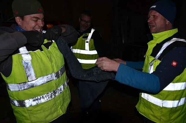 Bild 3: Erste Bilder vom Funken-Aufbau auf der Markdorfer Panzerwiese – So entsteht das Spektakel!
