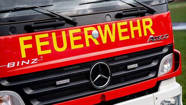 Die Einsatzkräfte der Feuerwehr konnten den Brand löschen. (Symbolbild)