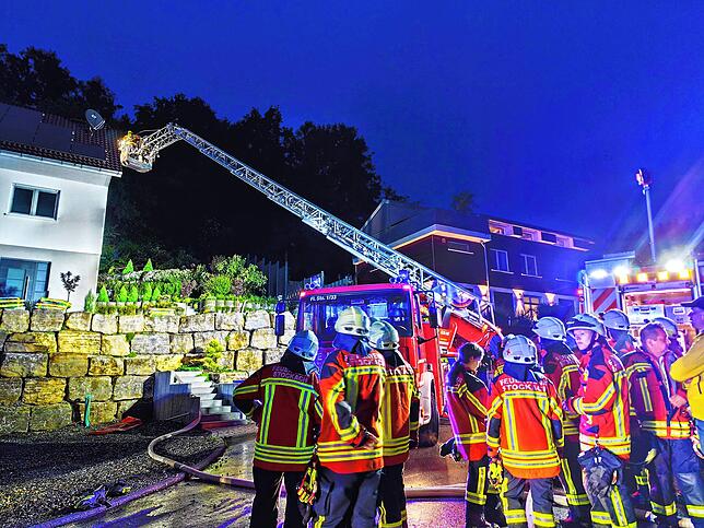 Die Feuerwehr ist am Sonntagabend, 1. Juni, mit starken Kräften unterwegs, um einen Brand an einem Wohnhaus im Stockacher Ortsteil ...