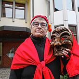 „Für uns ist es eine ganz große Einnahmequelle. Es ist gut verdientes und sicheres Geld, ohne viel Aufwand“, sagt Claudia Dannecker, ...