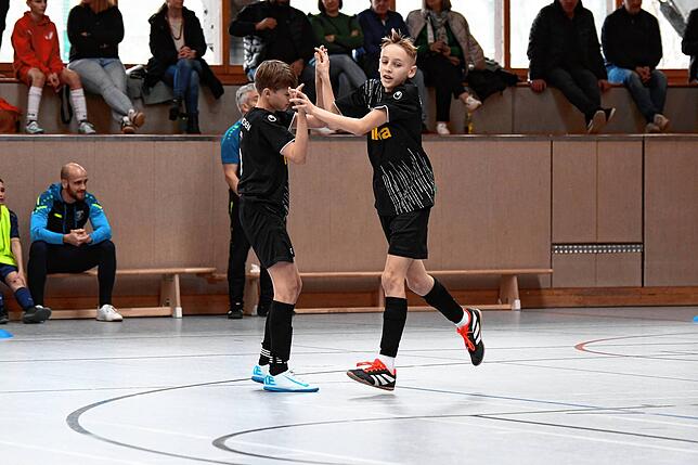Bild 26: Jubel in Bräunlingen: FC 08 Villingen und FV Tennenbronn holen Bezirksmeistertitel