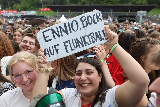 Bild 29: Zum Start des Campus-Festival kommen tausende Fans ins Bodenseestadion
