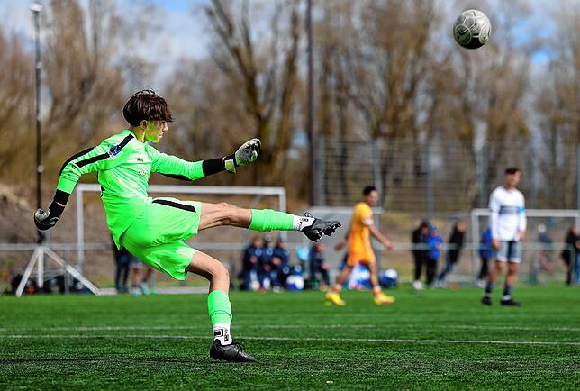 Bild 3: Starke Leistung gegen Hoffenheim! Bildergalerie vom Oberliga-Spiel der B-Jugend des FC Radolfzell