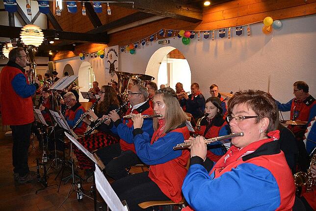 Bild 14: Bilder vom Narrentreffen der Urviecher-Zunft: Narrenmesse und Zunftmeisterempfang