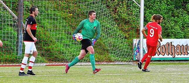 Bild 7: FC Tiengen 08 feiert 8:0-Kantersieg beim FC Rot-Weiß Weilheim &ndash; und wir haben Bilder!