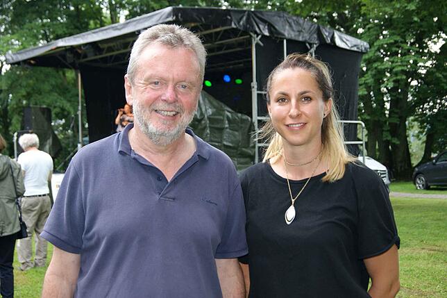 Sie zogen ein positives Fazit trotz vieler Anstrengungen im Vorfeld: Kunstverein-Vorsitzender Frank van Veen und Stefanie Brand, die die ...