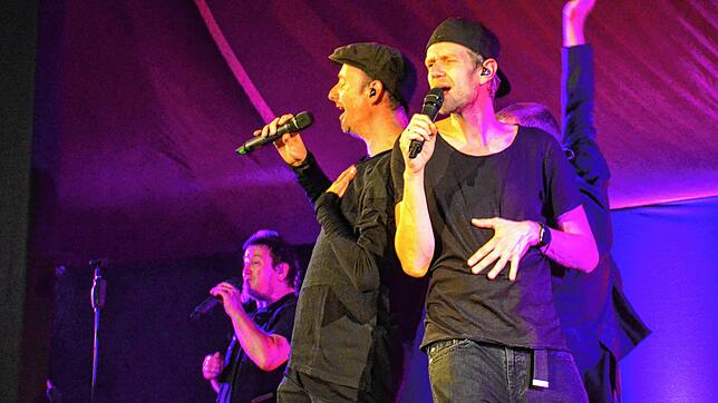 In der Reihe &bdquo;Kabarett im Bürgersaal&ldquo; schaut die A-cappella-Gruppe &bdquo;Die Füenf&ldquo; bei ihrer Abschiedstournee auch ...