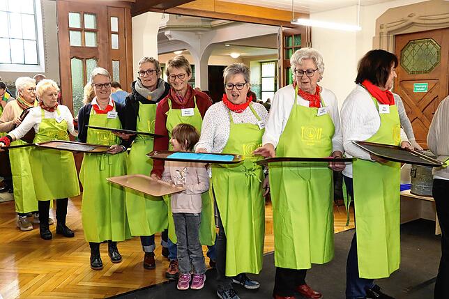 Zahlreiche Helferinnen und Helfer machen die Vesperkirche zu einem Wohlfühlort.
