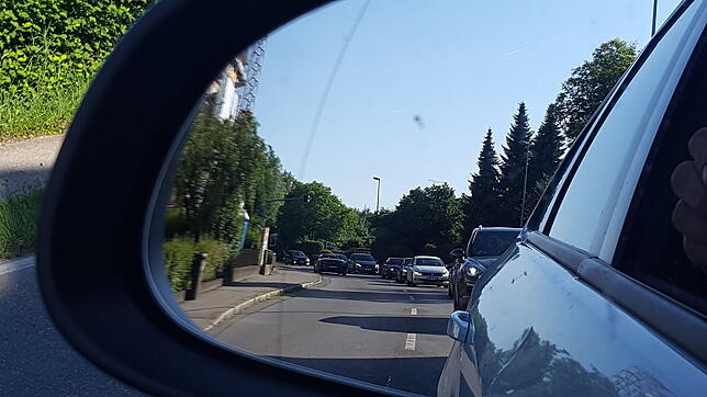 Schon in Sparbruck ging es 2017, als die B&nbsp;31 in Fischbach zuletzt saniert wurde, im morgendlichen Berufsverkehr nur im ...