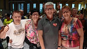 Bild : Alle Bilder vom Benefiz-Konzert der Bundeswehr Big Band in der Markolfhalle